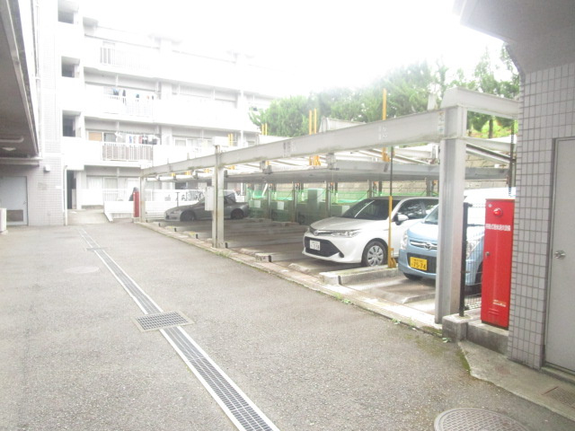 横浜市青葉区田奈町の店舗事務所の周辺