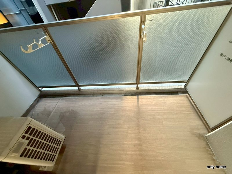 プライムアーバン御堂筋本町　仲介手数料無料のバルコニー