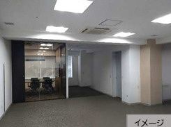 日宝九段下ビルのロビー