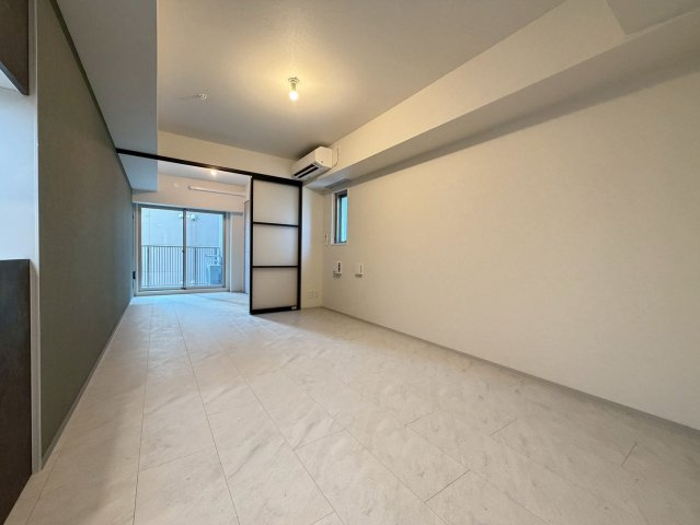 アーバネックス堺筋本町の居間・リビング