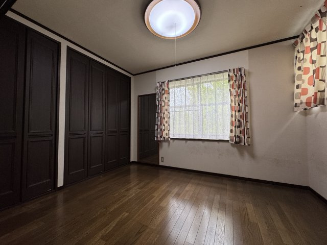 東区上木戸1丁目　中古戸建の洋室
