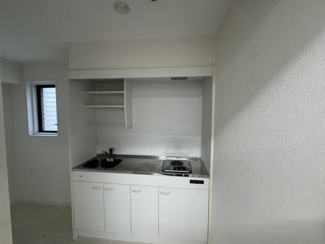 一番町コートのキッチン|給湯室（電気温水器付きシンク… 
