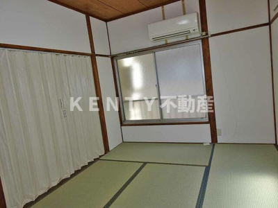 【寝室】 | グリーンハウス | 落ち着いた色調の寝室です