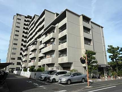 エバーグリーン江波山の外観