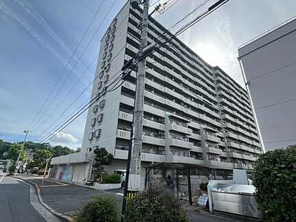 エバーグリーン江波山の外観