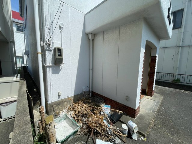 豊川市光明町貸店舗の外観