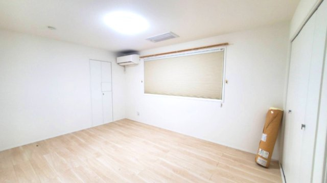 寄居町赤浜　中古住宅平屋建（太陽光発電付ｵｰﾙ電化住宅）の寝室