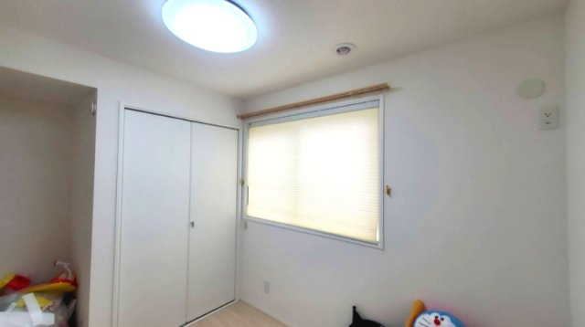 寄居町赤浜　中古住宅平屋建（太陽光発電付ｵｰﾙ電化住宅）の子供部屋