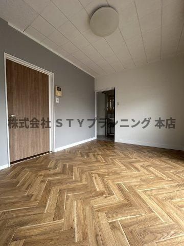 仲介手数料0円！城並戸建ての居間・リビング