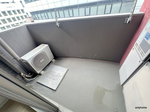 エスレジデンス本町マークス　仲介手数料無料のバルコニー