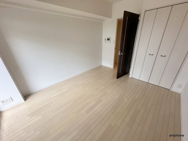 エスレジデンス本町マークス　仲介手数料無料の寝室
