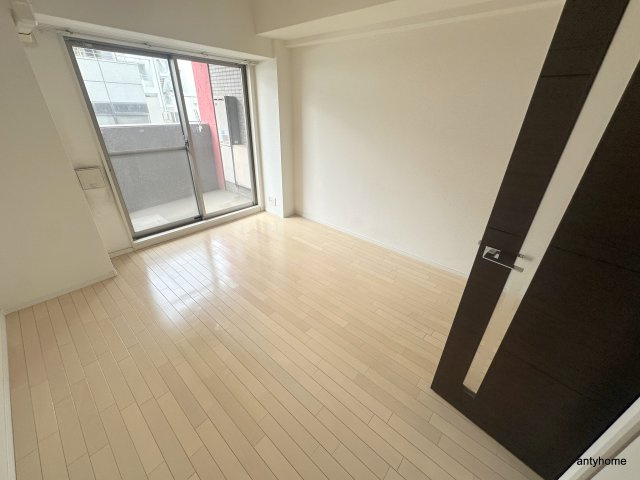 エスレジデンス本町マークス　仲介手数料無料の寝室
