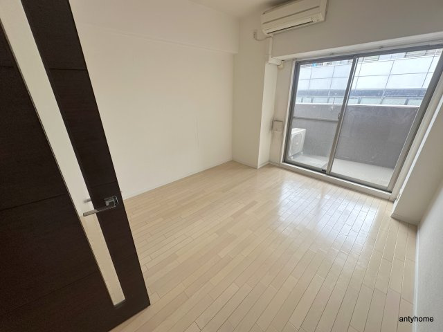 エスレジデンス本町マークス　仲介手数料無料の居間・リビング