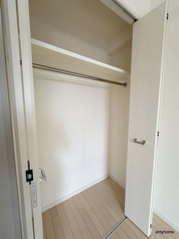 エスレジデンス本町マークス　仲介手数料無料の収納
