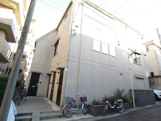 グリーンコートの外観