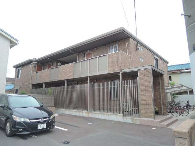 高槻市如是町のアパート