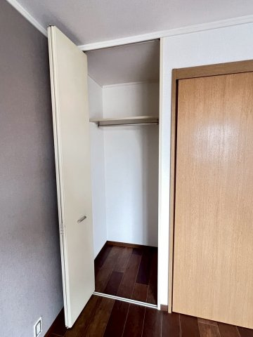 アルファ門戸の収納