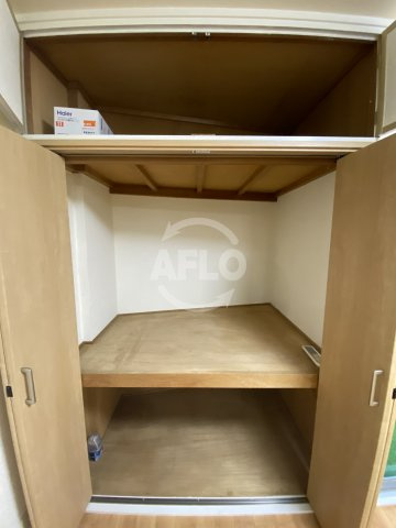 新町ダイアパレスⅡ号館の収納|新町ダイアパレスⅡ号館　クローゼット