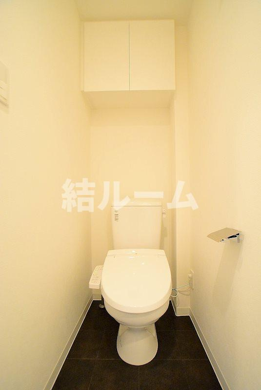 板橋区成増３丁目の賃貸マンションのトイレ
