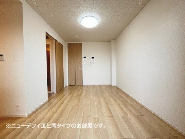 【居間・リビング】ルーチェフルサワＧＪ