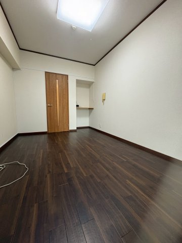糟屋郡志免町南里６丁目の賃貸マンションの居間・リビング