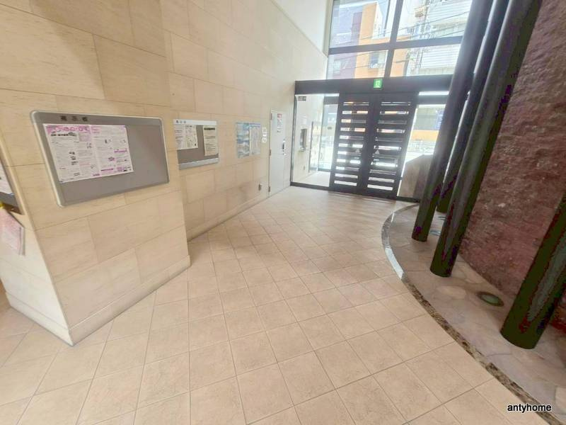 サムティ大阪WESTグランジール　仲介手数料無料のエントランス