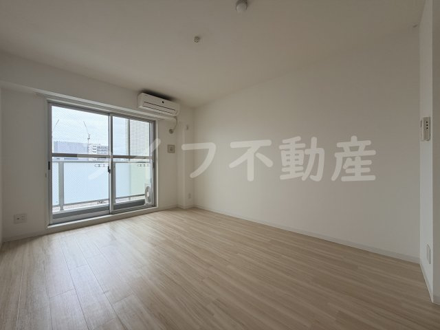 ネモフィラ東大阪の居間・リビング