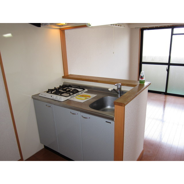 ドリーム県庁前のキッチン