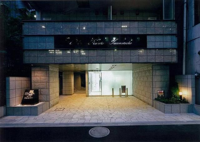 ガーラ神田岩本町のエントランス