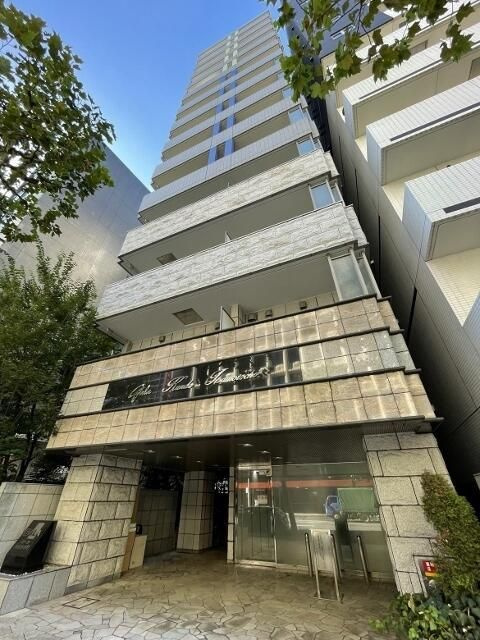 ガーラ神田岩本町の外観