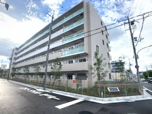 安心のオートロック付きです☆