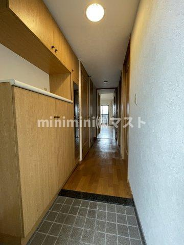 グランドメゾン松屋町の玄関