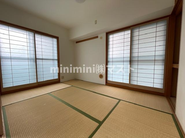 グランドメゾン松屋町の和室