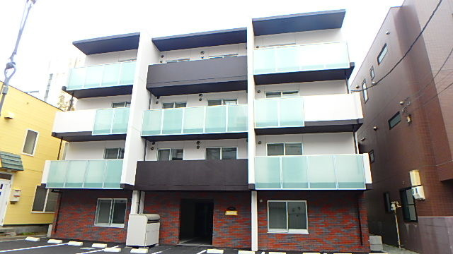 ESTOR　医大前（旧Ｔｅｒｒａｃｅ　Ｓｈｉｚｕｋｕ）