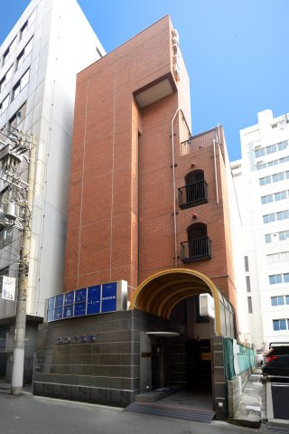 大阪市北区堂島１丁目の店舗一部の外観