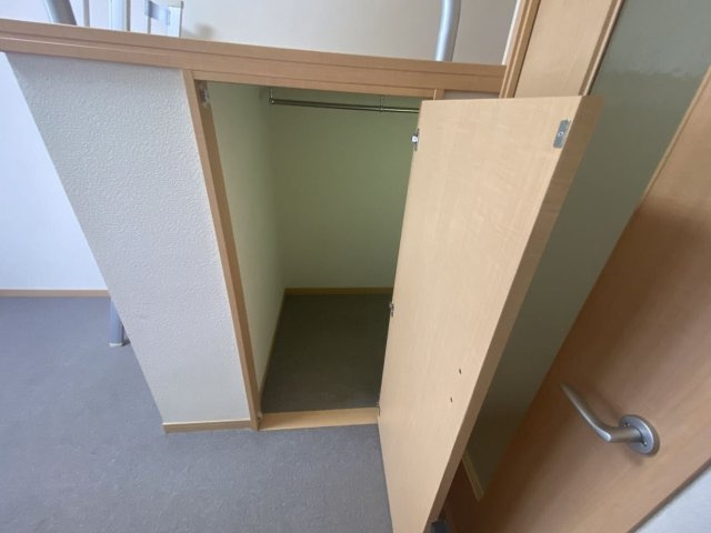 レオパレスイターナル原の内装