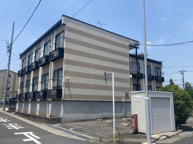 レオパレスアイティー笹原の外観