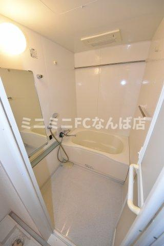 アプリーレ堺筋本町の浴室