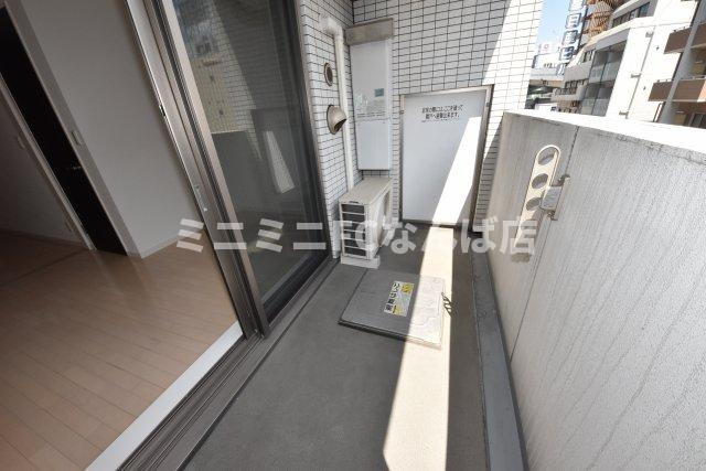 アプリーレ堺筋本町のバルコニー