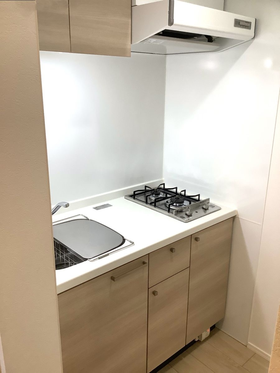 新品家具付きマンション博多駅南26(KaGood福岡)のキッチン