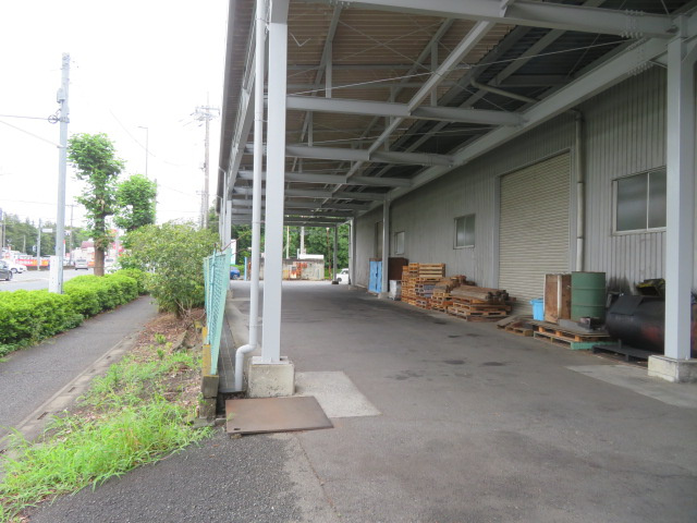 入間市大字上藤沢の倉庫
