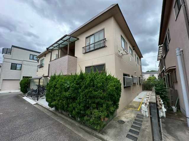 春日プラーザの外観