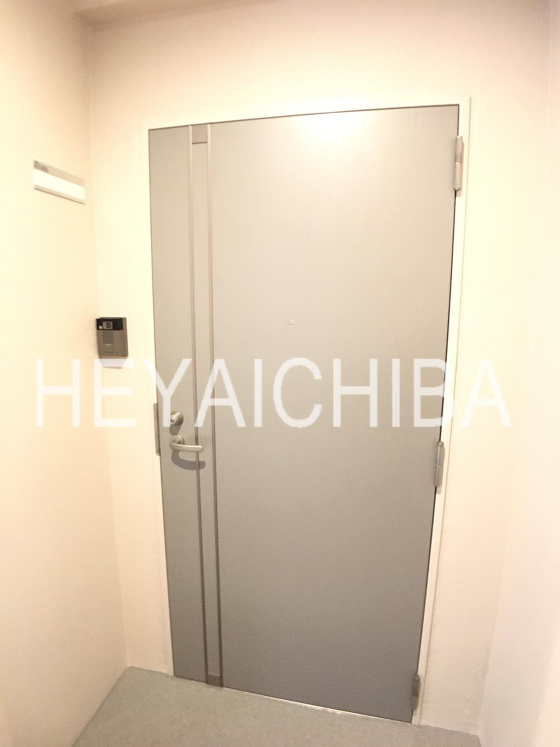 アローネ浅草の玄関