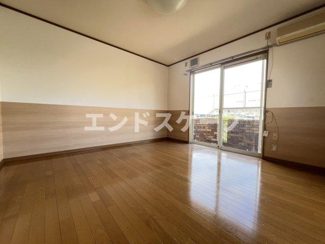 エクセルディアコートＡの居間・リビング|高崎、前橋のお部屋探しはエンドスケープまで！お客様の理想お聞かせ下さい♪