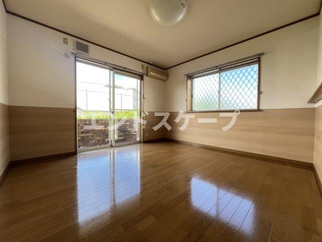 エクセルディアコートＡの居間・リビング|高崎、前橋のお部屋探しはエンドスケープまで！お客様の理想お聞かせ下さい♪