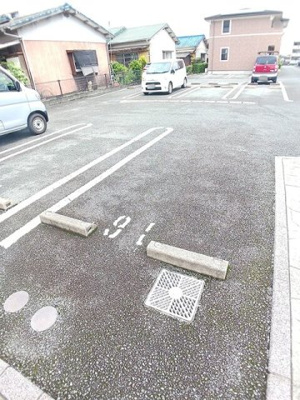 【駐車場】 | オロールＢ