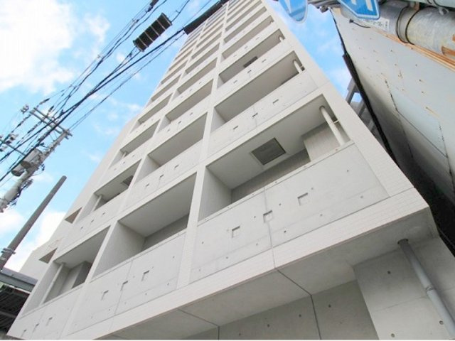グラビスコート国泰寺
