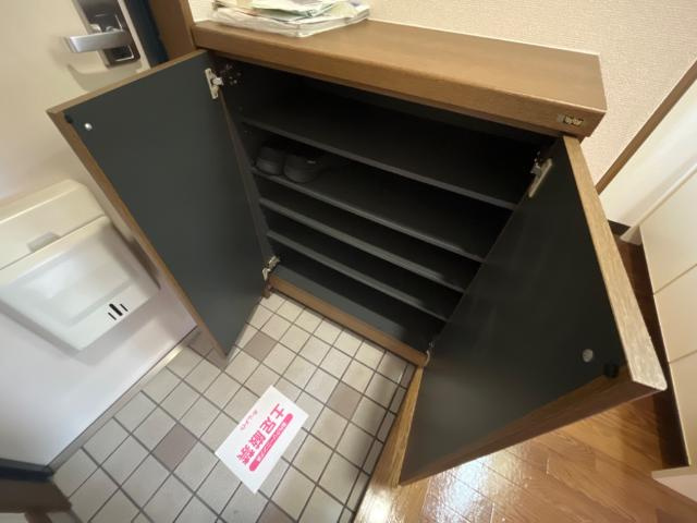 コーポリヴィエール３９の収納|下駄箱
