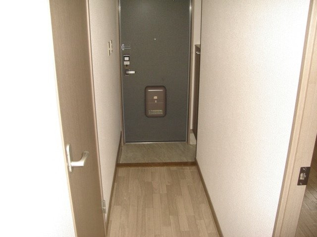 ジューエイハイツの玄関|玄関