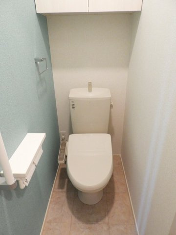 ルミナス　カニヤのトイレ|落ち着いた色調のトイレです